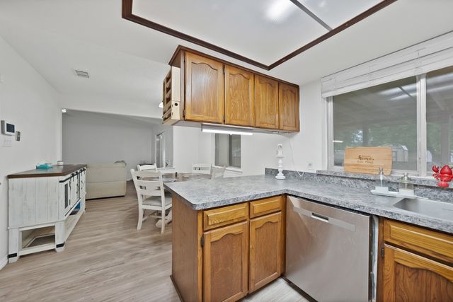 521 Ann Lois Lane, Burleson, TX 76028