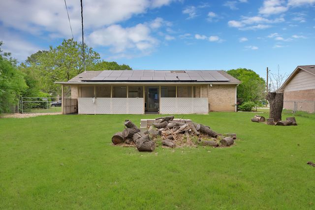 521 Ann Lois Lane, Burleson, TX 76028