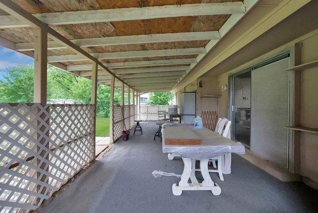 521 Ann Lois Lane, Burleson, TX 76028