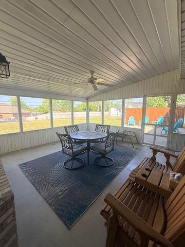 2026 Kimberly Drive, Somerset, KY 42503
