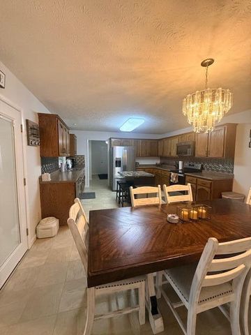 2026 Kimberly Drive, Somerset, KY 42503