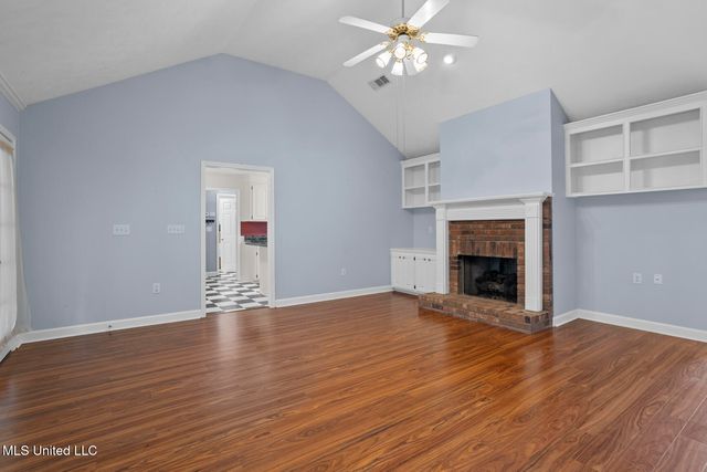 207 Meadowview Lane, Brandon, MS 39047
