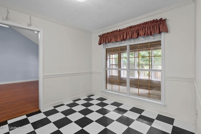 207 Meadowview Lane, Brandon, MS 39047