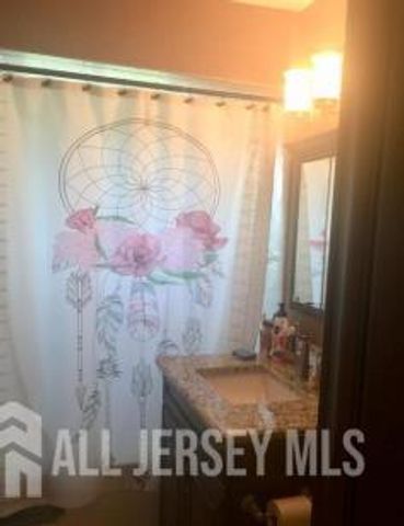 16 Inverness Terrace, Fords, NJ 08863