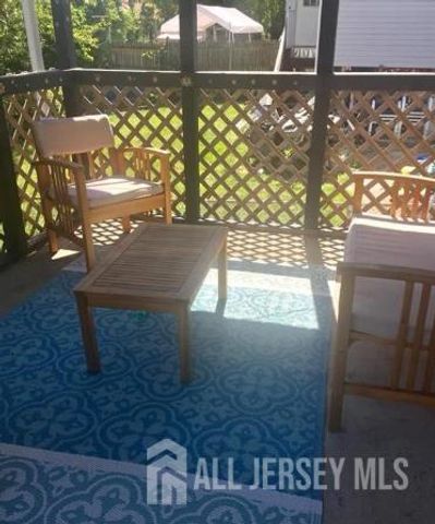 16 Inverness Terrace, Fords, NJ 08863