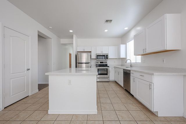 41298 W Parkhill Drive, Maricopa, AZ 85138