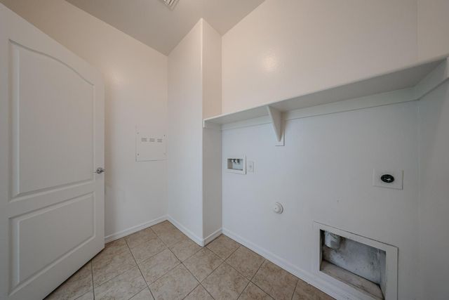 41298 W Parkhill Drive, Maricopa, AZ 85138