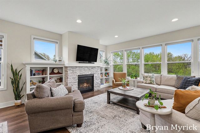 4726 West Wind Drive, Holland, MI 49423
