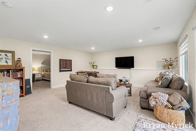 4726 West Wind Drive, Holland, MI 49423