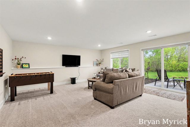 4726 West Wind Drive, Holland, MI 49423