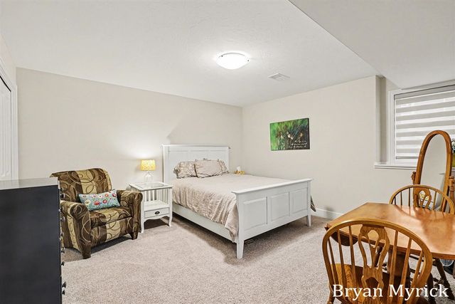4726 West Wind Drive, Holland, MI 49423