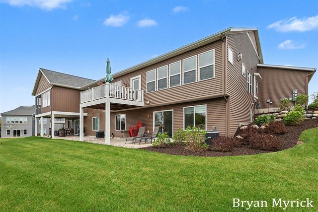 4726 West Wind Drive, Holland, MI 49423