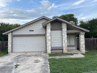 16434 Oak Rock St, San Antonio, TX 78247