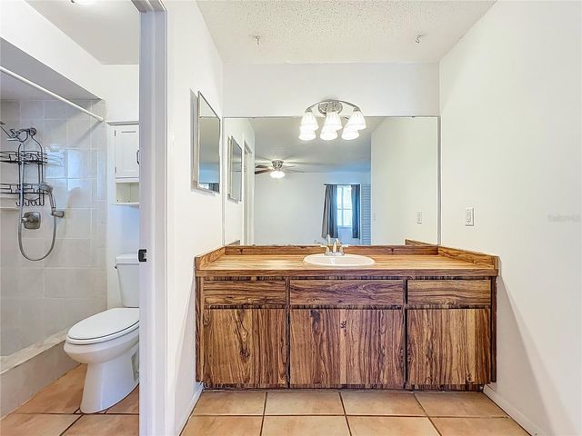 328 SHADOW OAK DRIVE, Casselberry, FL 32707