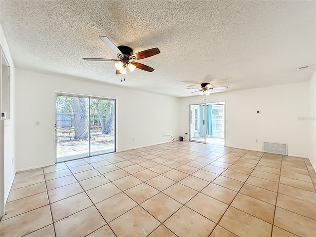 328 SHADOW OAK DRIVE, Casselberry, FL 32707