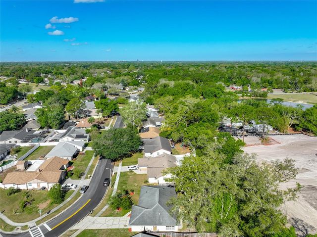 328 SHADOW OAK DRIVE, Casselberry, FL 32707