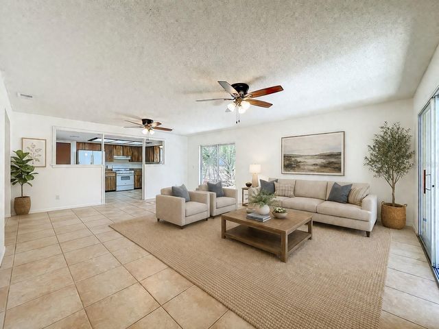 328 SHADOW OAK DRIVE, Casselberry, FL 32707