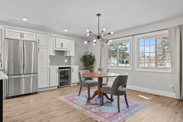 1101 PARK VILLAGE DRIVE, Neenah, WI 54956