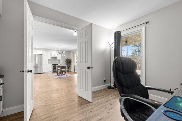 1101 PARK VILLAGE DRIVE, Neenah, WI 54956