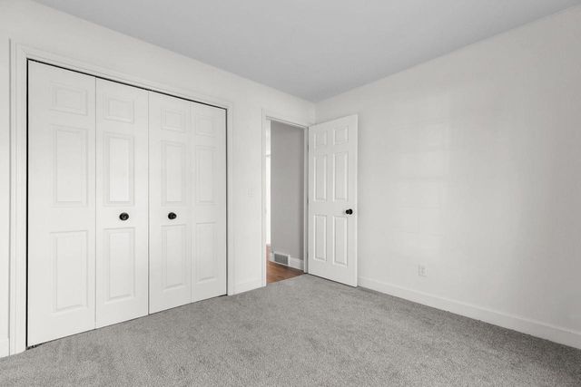 1101 PARK VILLAGE DRIVE, Neenah, WI 54956