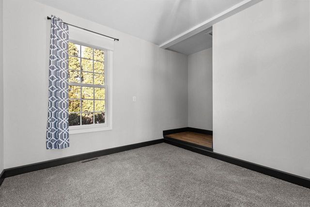 1101 PARK VILLAGE DRIVE, Neenah, WI 54956