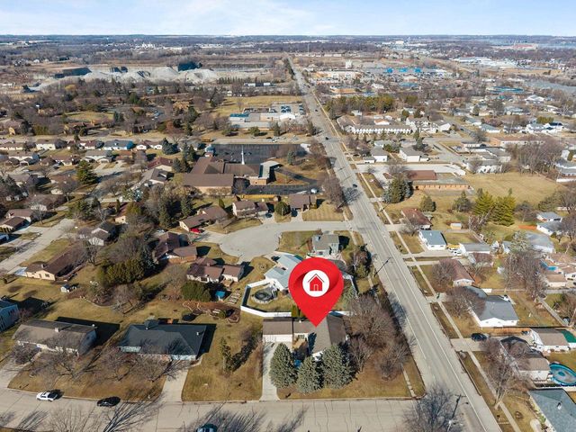 1101 PARK VILLAGE DRIVE, Neenah, WI 54956