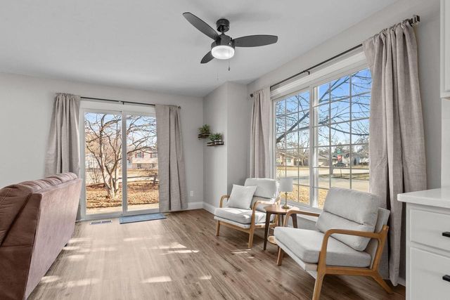 1101 PARK VILLAGE DRIVE, Neenah, WI 54956