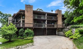 850 Hillside DRIVE #GG1, Fontana, WI 53125