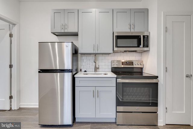 4216 WESTMINSTER AVE, Philadelphia, PA 19104