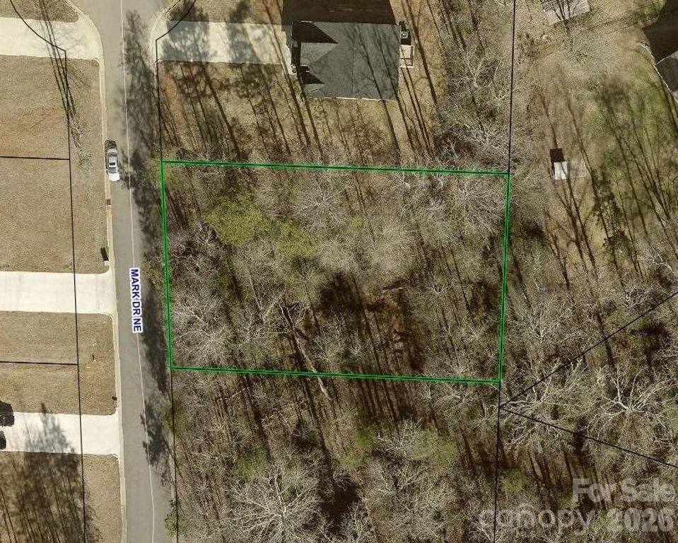 5136 Mark Drive NE, Hickory, NC 28601