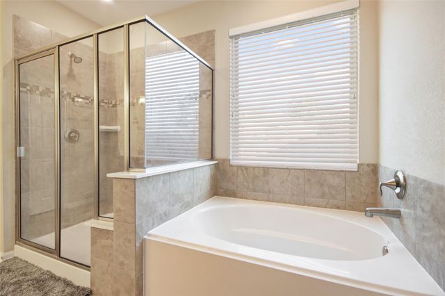 20522 Heath House, Porter, TX 77365