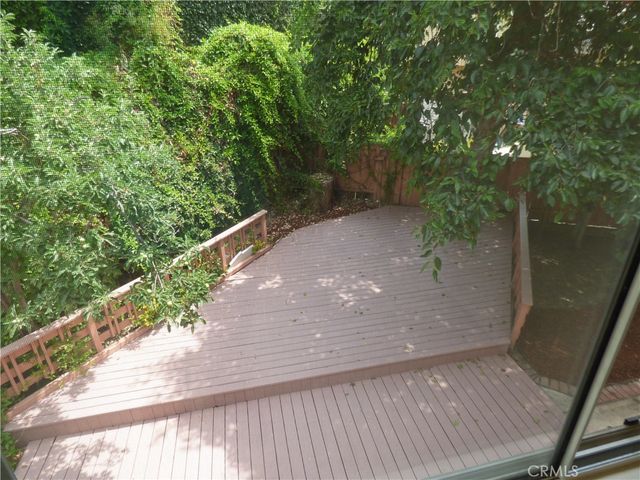 516 Monteleone, Oak Park, CA 91377