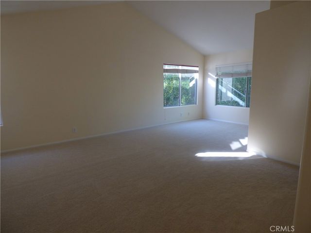 516 Monteleone, Oak Park, CA 91377