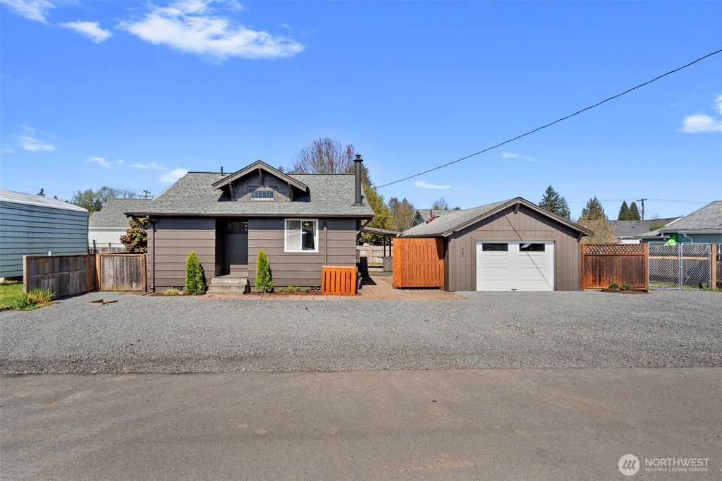 430 Maple Street, Toledo, WA 98591