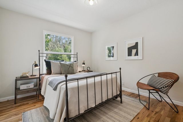 6308 Heather Ridge, Oakland, CA 94611