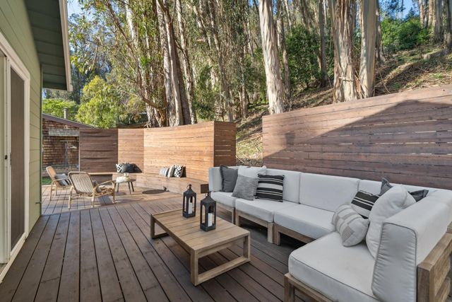 6308 Heather Ridge, Oakland, CA 94611