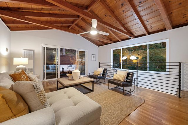 6308 Heather Ridge, Oakland, CA 94611