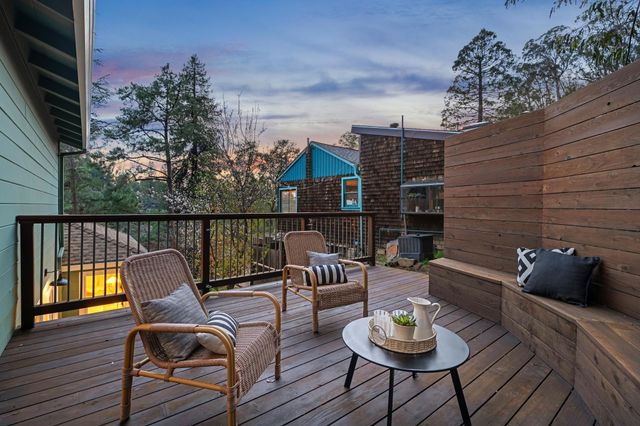 6308 Heather Ridge, Oakland, CA 94611