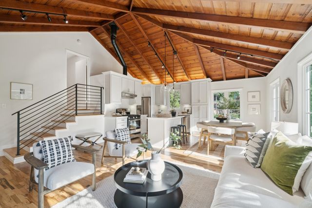 6308 Heather Ridge, Oakland, CA 94611