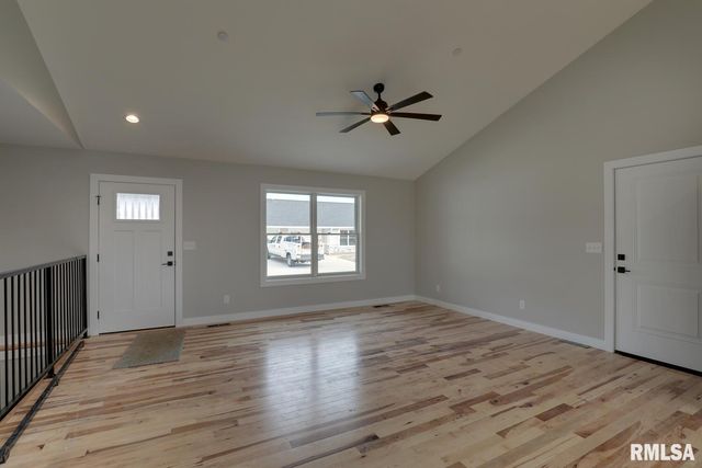 2825 N 23RD Street, Quincy, IL 62305