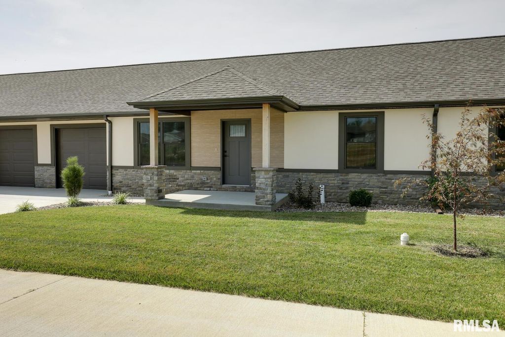 2825 N 23RD Street, Quincy, IL 62305