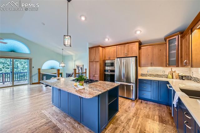 2988 Sunnywood Avenue, Woodland Park, CO 80863