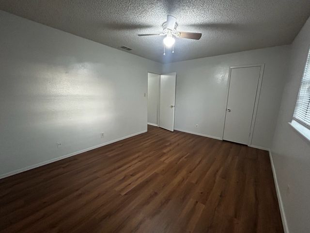 2716 Sibley Drive, Arlington, TX 76015