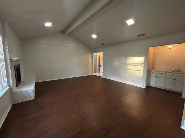 2716 Sibley Drive, Arlington, TX 76015