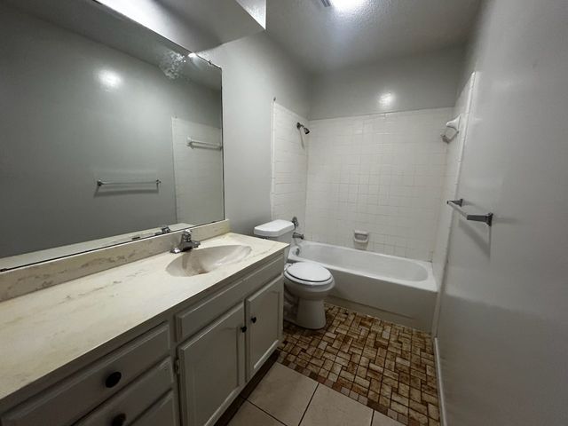 2716 Sibley Drive, Arlington, TX 76015