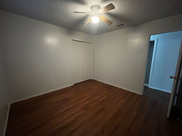 2716 Sibley Drive, Arlington, TX 76015