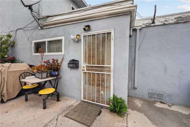 2211 S Fairview, Santa Ana, CA 92704