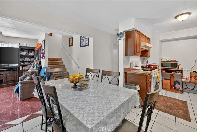 2211 S Fairview, Santa Ana, CA 92704