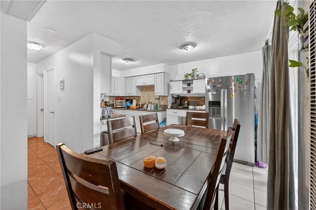 2211 S Fairview, Santa Ana, CA 92704