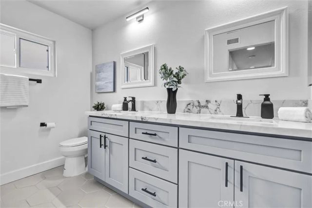 25582 Hazelnut, Lake Forest, CA 92630